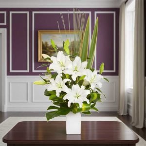 Las flores Casa Blanca son símbolo de pureza, elegancia y distinción. 🤍✨ Perfectas para bodas, aniversarios, arreglos de lujo o como un gesto delicado para expresar admiración y respeto.