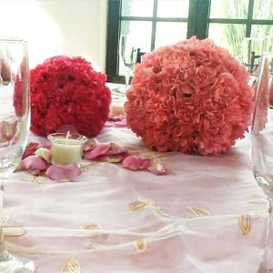 Celebra la llegada del bebé con un centro de mesa para baby shower lleno de ternura, color y frescura. ✨ Cada diseño está pensado para transmitir alegría y crear un ambiente encantador, perfecto para recibir a ese nuevo ser tan especial.