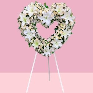 Corazón con flores para funeral, entrega rápida a domicilio en la ciudad de méxico