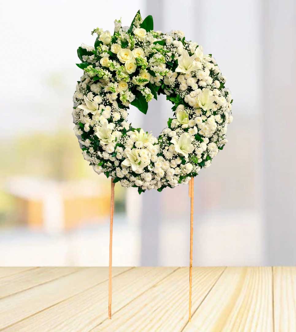 Ofrecemos coronas fĂșnebres cdmx express con entrega inmediata a funerarias, iglesias y velatorios. Nuestras coronas estĂĄn elaboradas con flores frescas seleccionadas, combinando elegancia, respeto y un mensaje de despedida lleno de amor.