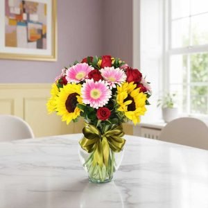 flores envio del dia frescas como girasoles, gerberas, rosas y tulipanes en diseños vibrantes que transmiten felicidad, energÃa y buenos deseos.