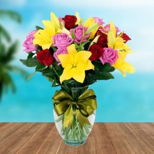 Flores Feliz Cumpleaños frescas y coloridas, diseñado para transmitir alegría, cariño y buenos deseos en el día especial de tus seres queridos.