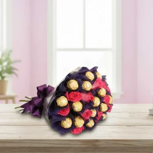 Ramos de flores con chocolates, un detalle original y romántico con flores frescas y dulces, perfecto para sorprender en cualquier ocasión especial." 💐🍫